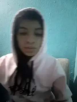 Ariell_Kieran from StripChat