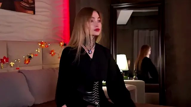 AriWild from StripChat