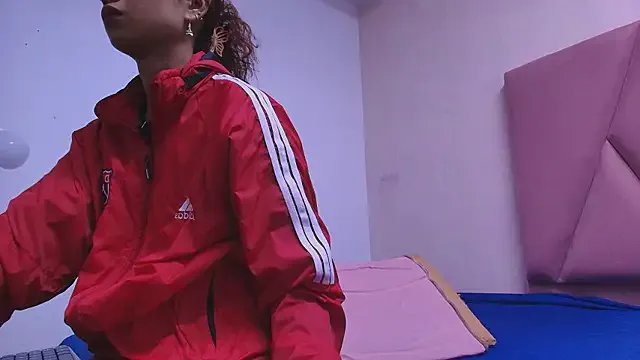 arl_chloee from StripChat