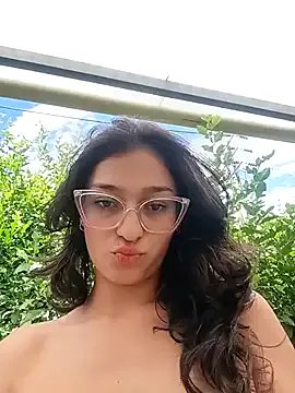 Ary-18 from StripChat