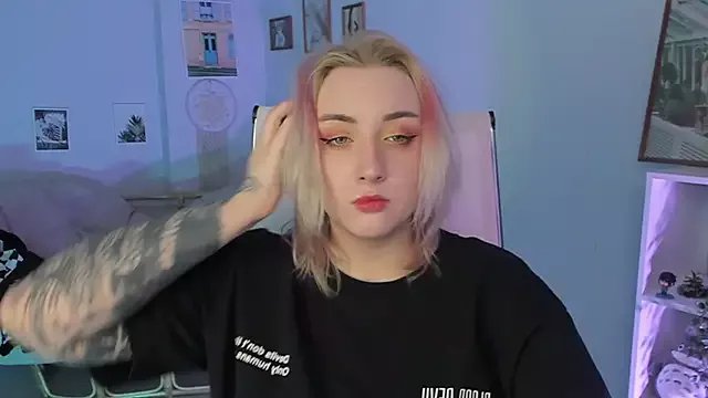 AsheLucker from StripChat