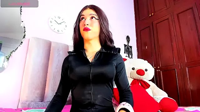 ashley_moss from StripChat