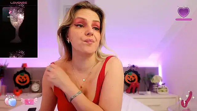 AshleyStorm_ from StripChat