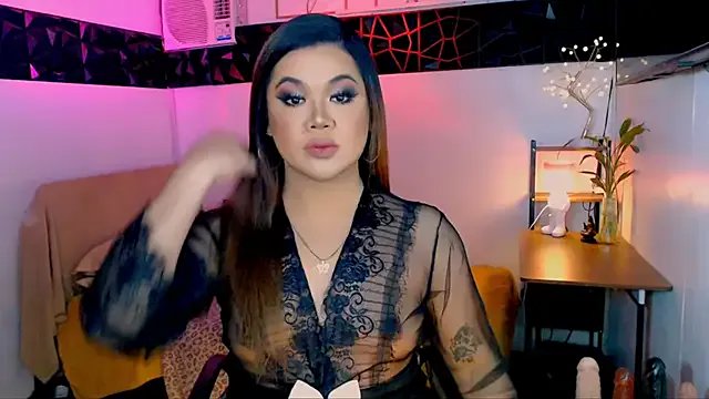 asiankatyhuge from StripChat