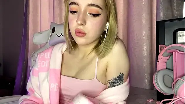  AToriaMuse chat room