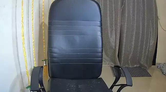 avav_love from StripChat