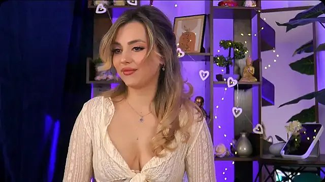 Bailey_Evans from StripChat