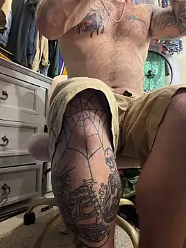 BearChubby300 from StripChat