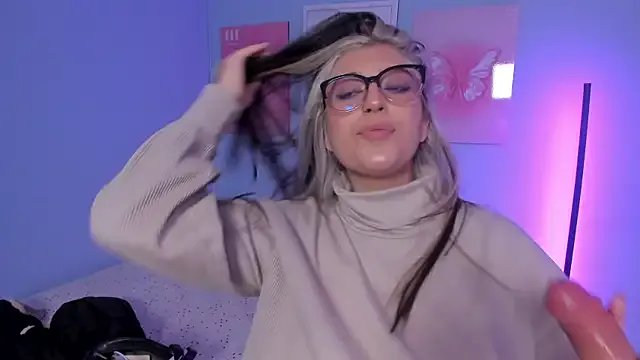 Bella__Lane from StripChat