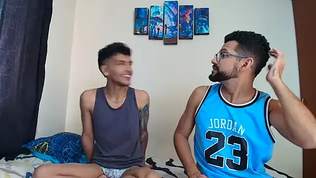 Benjamin_show from StripChat