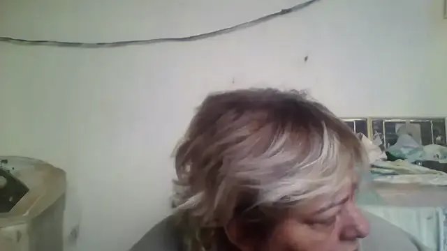 bialoba7 from StripChat