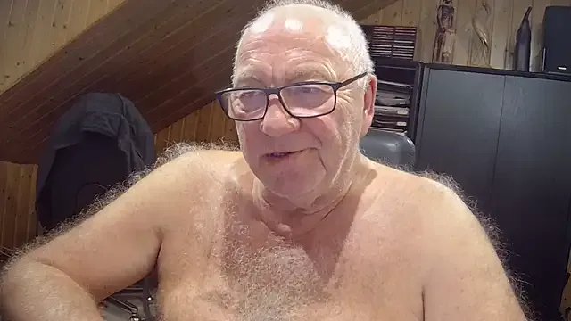 biggandybig from StripChat