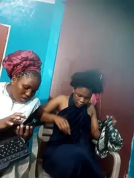  BlondieBitch chat room