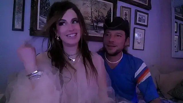  BobbyNSadie chat room