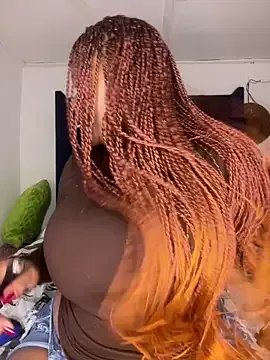 Boneca25 from StripChat