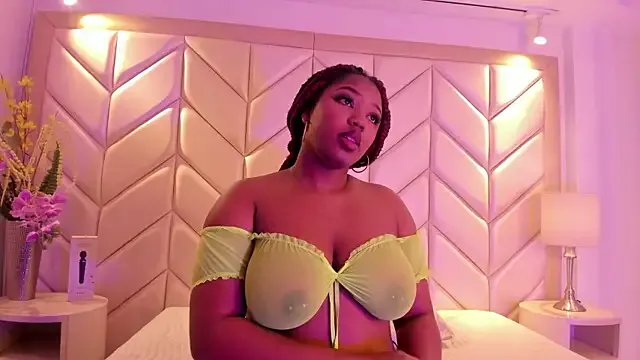  BrendaFernandez_ chat room