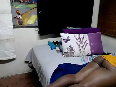 Brunettedevon33 from StripChat