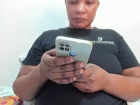 BUBLYASS26 from StripChat