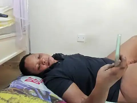 BUBLYASS26 from StripChat