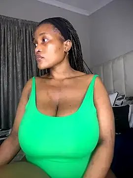 Bustygoddess32 from StripChat