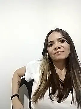 Cami_Konor from StripChat