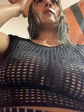 Cami_Leon2 from StripChat