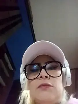  CandieGilson__ chat room