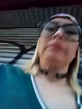 CandieGilson__ from StripChat