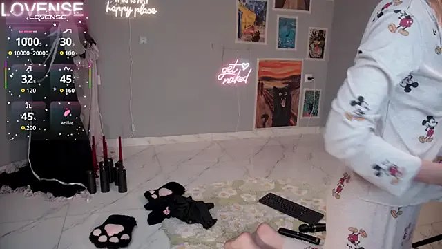 Careful_i_bite from StripChat