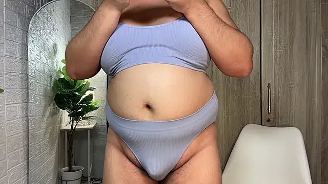 CarlaFuta from StripChat