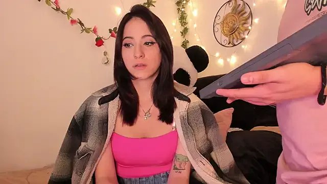 Carlasxdreams from StripChat