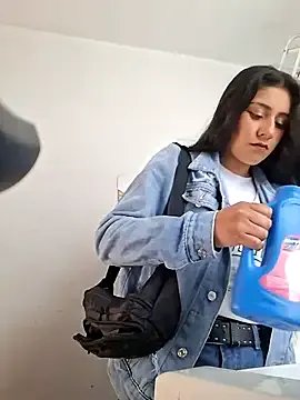 CAROLINE__07 from StripChat