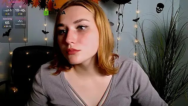 casey_meow_ from StripChat