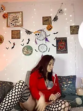 Catamilf77 from StripChat