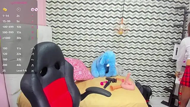 CATIAJONES from StripChat