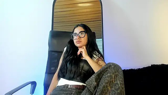 cherry_bunnyx from StripChat