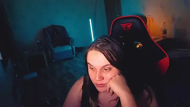  CherylVinyl chat room