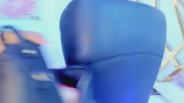 ChloeHarper_ from StripChat