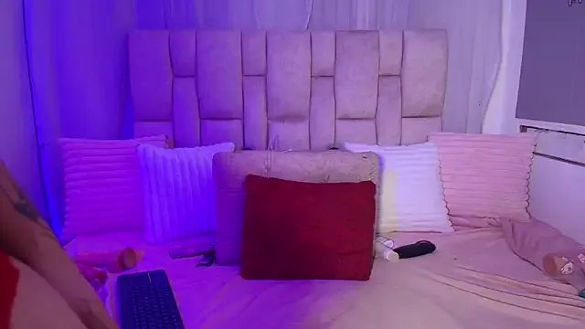 ciara_flor from StripChat