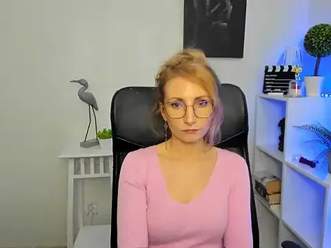  CinderellaMoon chat room