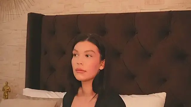 ClaraPasssion from StripChat