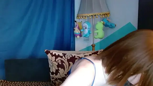 cornflower_mm from StripChat