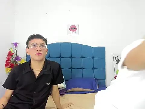  CoupleFire_ chat room