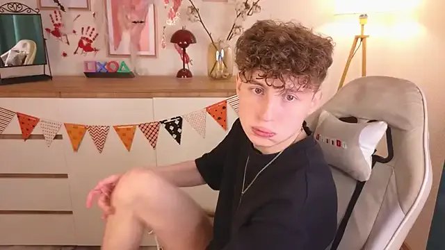 crisp1n from StripChat