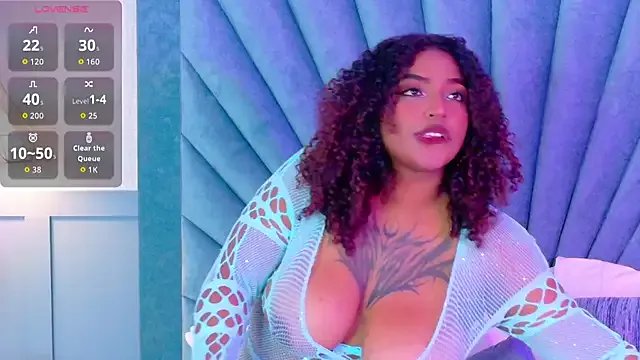 Cristal-Jonnes from StripChat