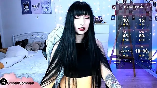 Crystal_somnia from StripChat