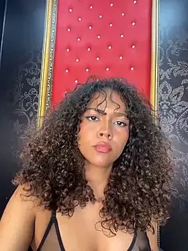 CurlyOopsieXXX