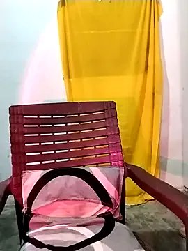 Cute-Naavya from StripChat