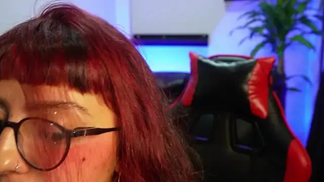 cute_hollywood from StripChat