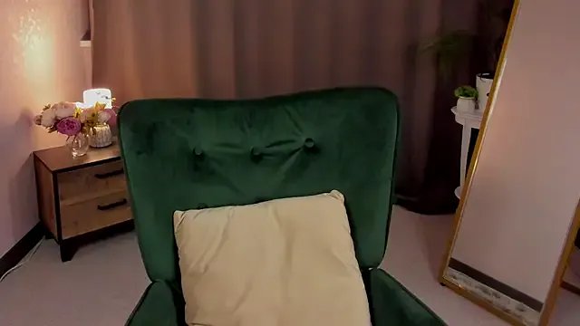 cute_luucy from StripChat